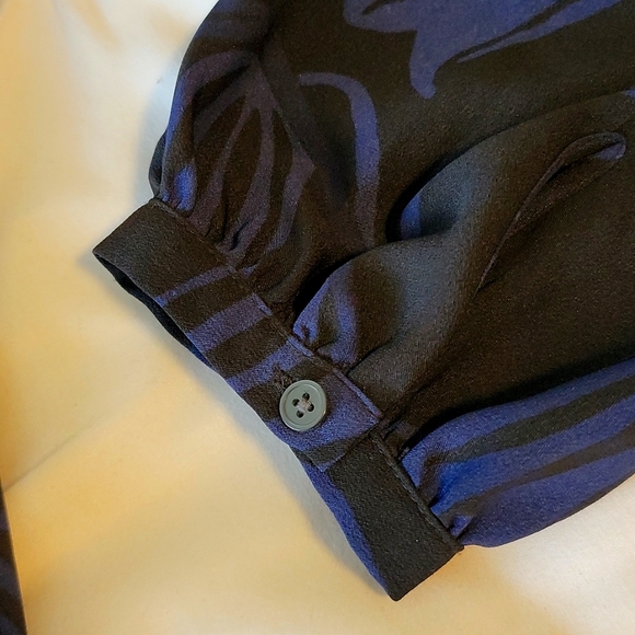 Navy A-line Loft dress only worn twice. - Picture 5 of 7